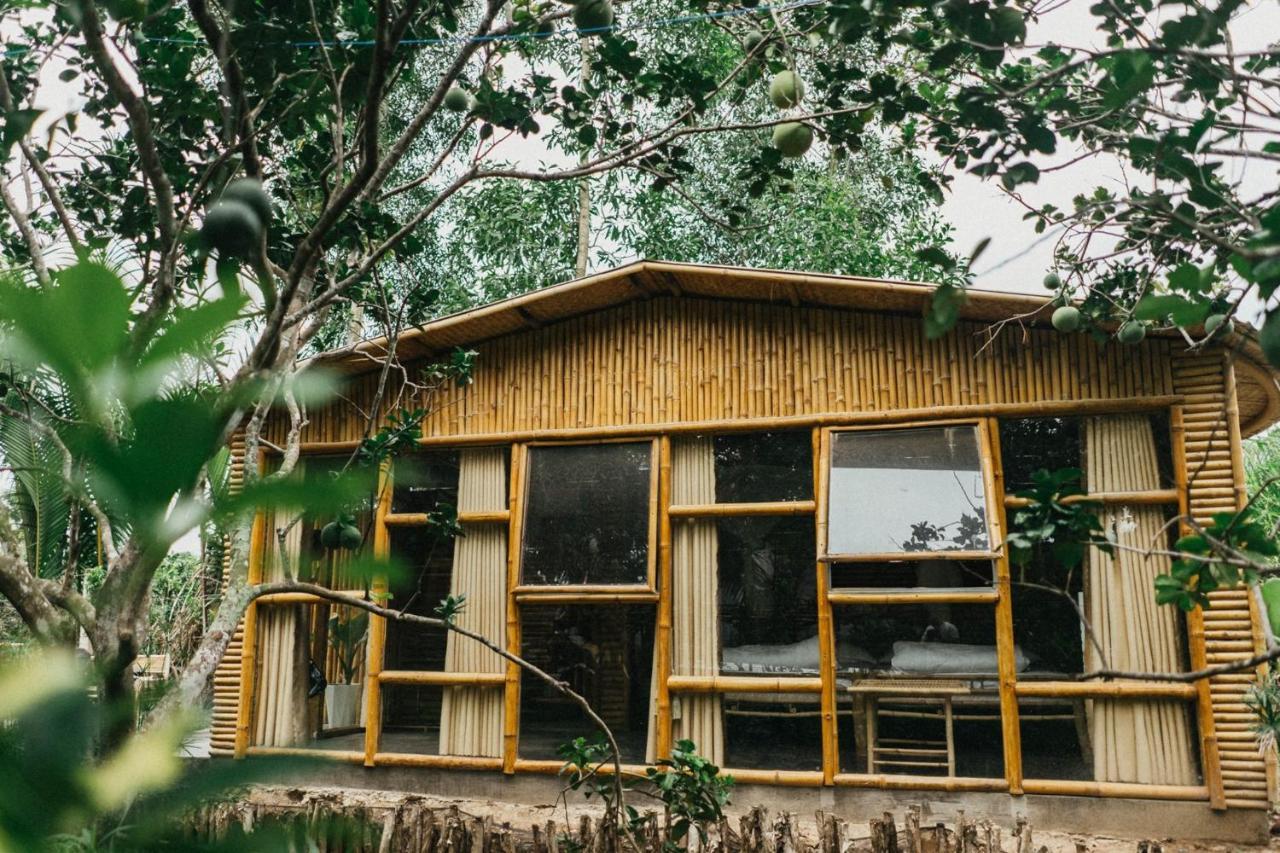 Hide Away Bungalows In Ben Tre City Extérieur photo