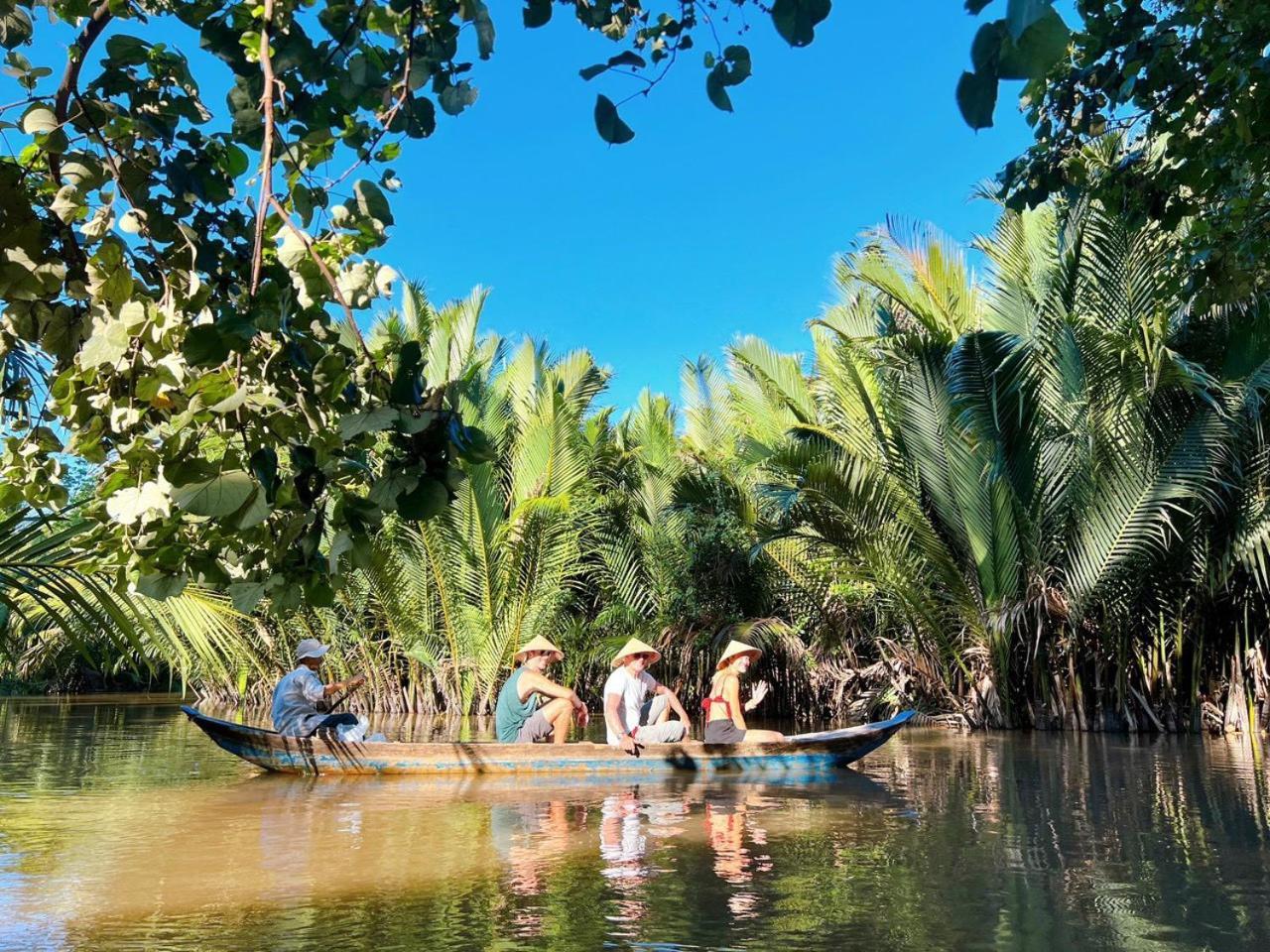 Hide Away Bungalows In Ben Tre City Extérieur photo