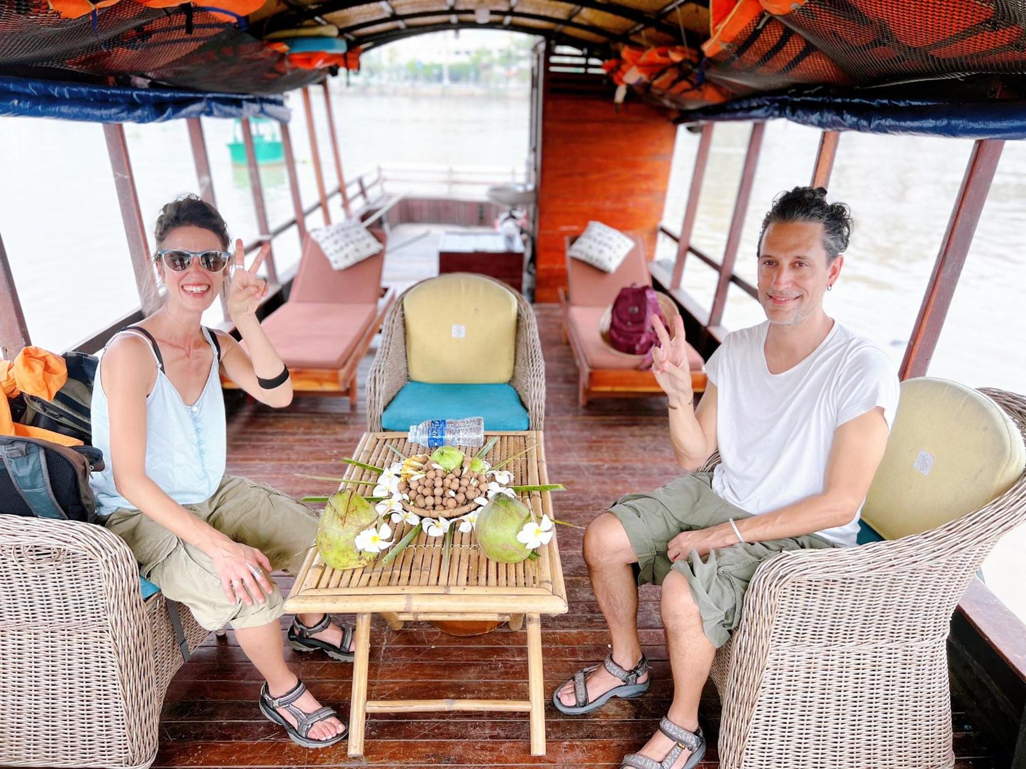 Hide Away Bungalows In Ben Tre City Extérieur photo