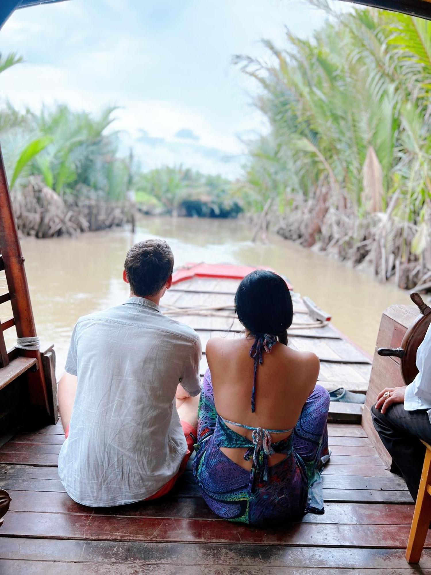 Hide Away Bungalows In Ben Tre City Extérieur photo