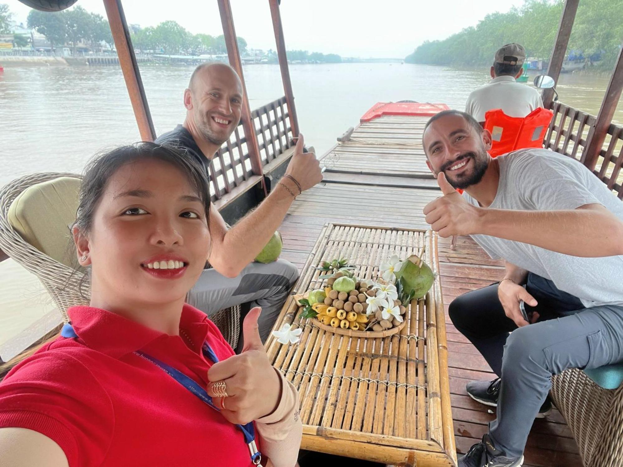 Hide Away Bungalows In Ben Tre City Extérieur photo